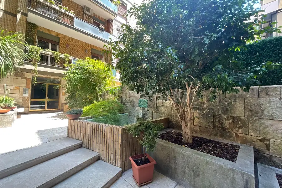 Casa in vendita di 210 mq a €820.000 (rif. 21/2026)