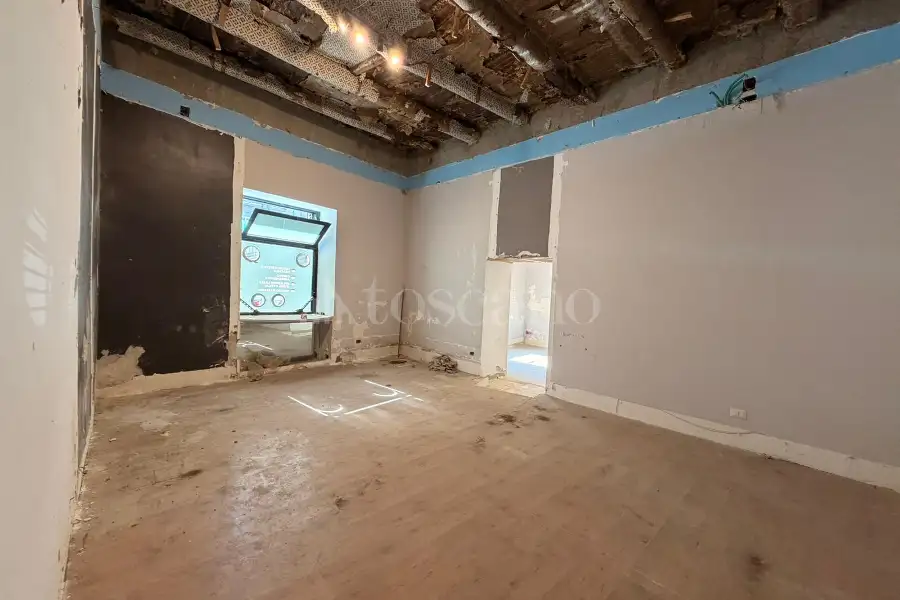Negozio in vendita di 60 mq a €660.000 (rif. 34/2026)