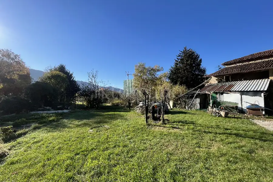 Casale in vendita di 1.300 mq a €560.000 (rif. 65/2023)