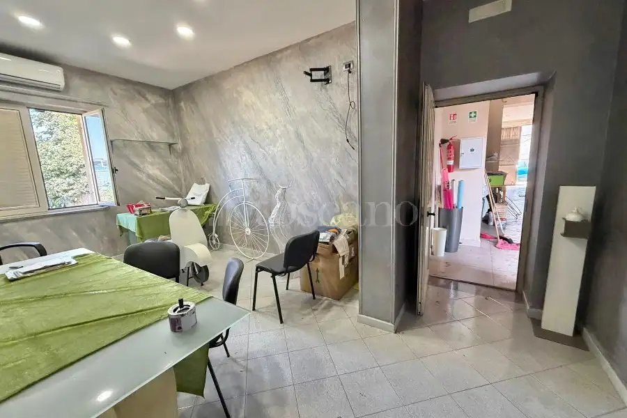 Negozio in vendita di 110 mq a €440.000 (rif. 19/2026)