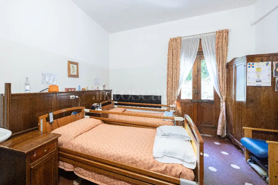 Villa in vendita di 800 mq a €3.500.000 (rif. 22/2026)