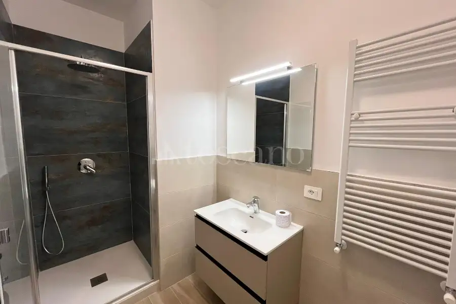 Casa in affitto di 200 mq a €5.300 (rif. 10/2026)