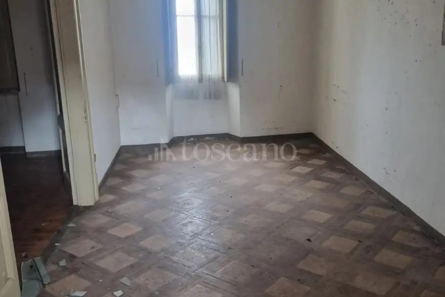Casa Indipendente in vendita di 300 mq a €105.000 (rif. 36/2026)