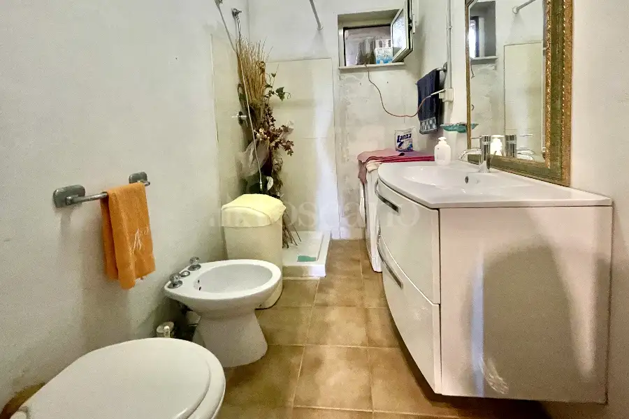 Villa in vendita di 460 mq a €400.000 (rif. 17/2026)