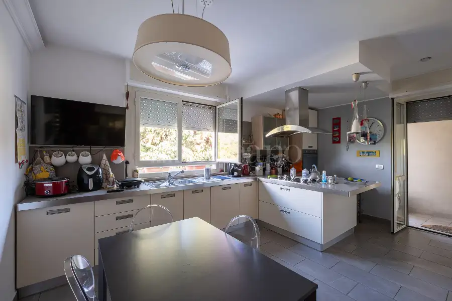 Villa in vendita di 250 mq a €559.000 (rif. 111/2026)
