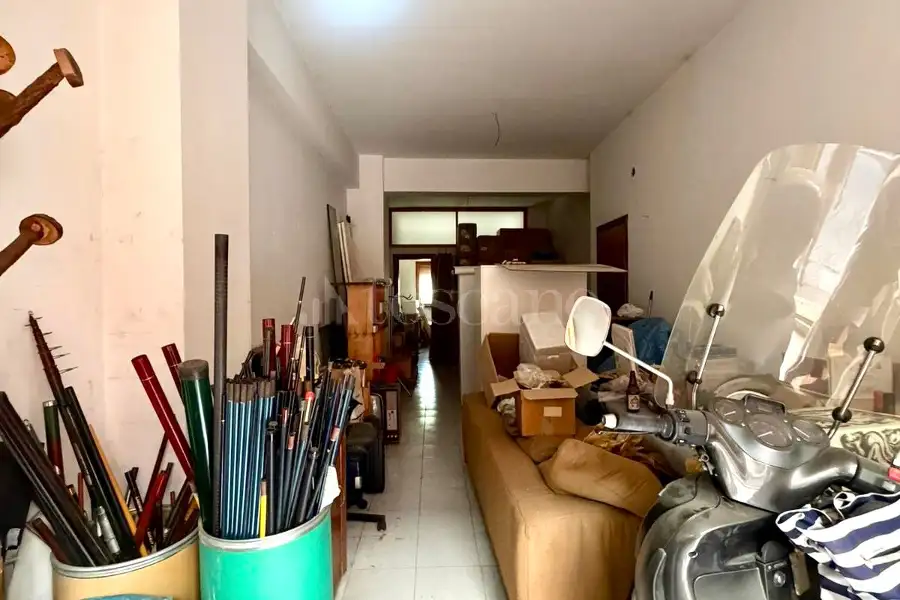 Negozio in vendita di 90 mq a €74.000 (rif. 141/2026)