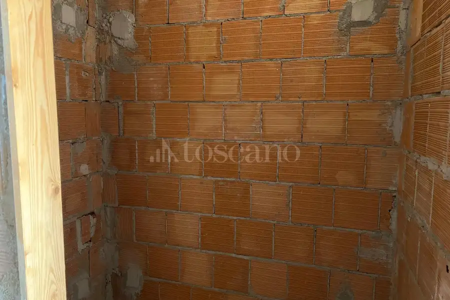 Casa in vendita di 140 mq a €78.000 (rif. 12/2025)