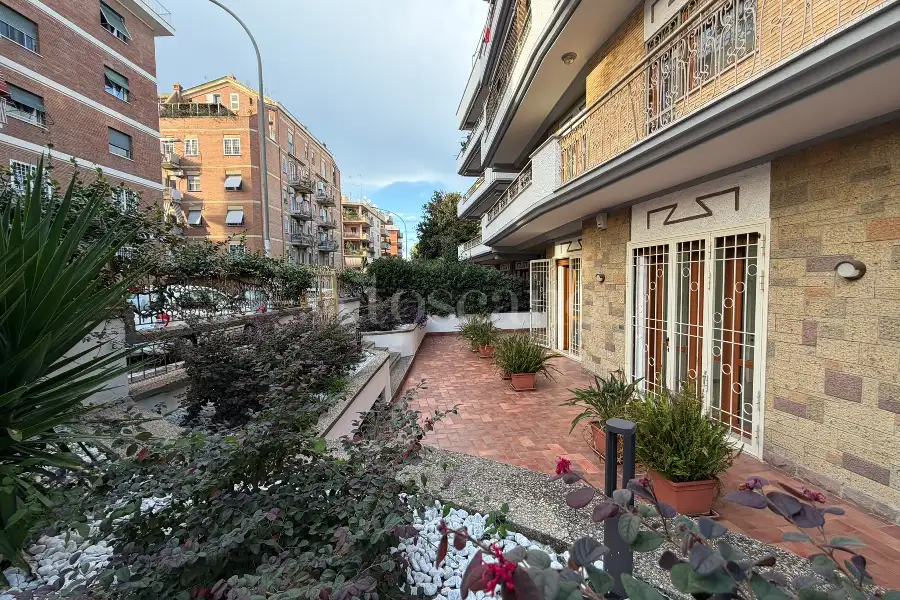 Ufficio in affitto di 90 mq a €1.700 (rif. 63/2026)