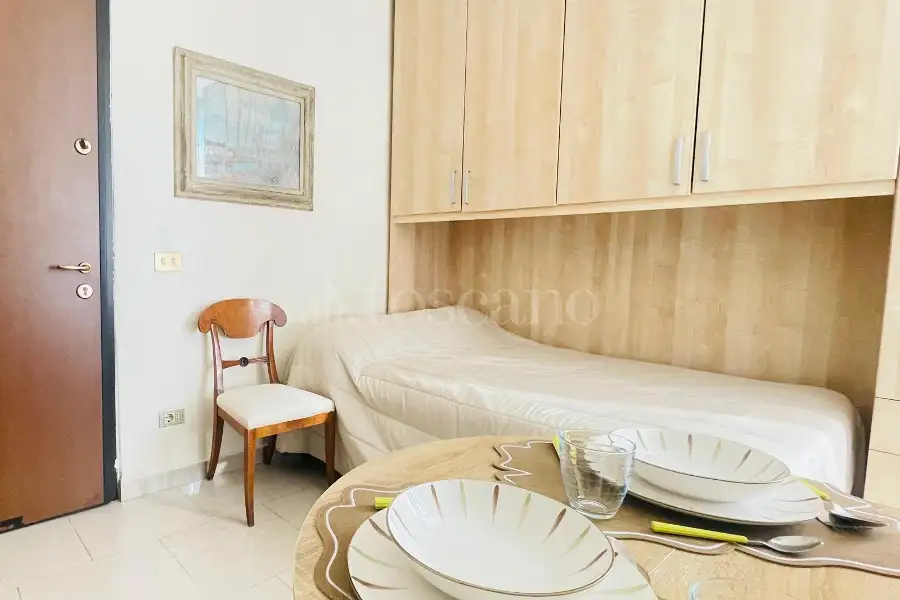Casa in affitto di 20 mq a €900 (rif. 16/2026)