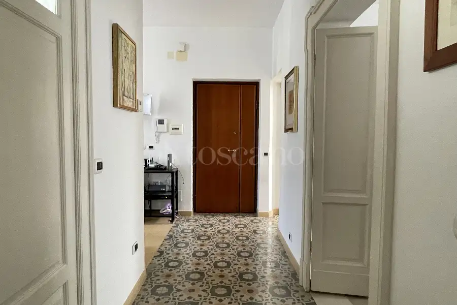 Palazzo in vendita di 350 mq a €685.000 (rif. 26/2024)