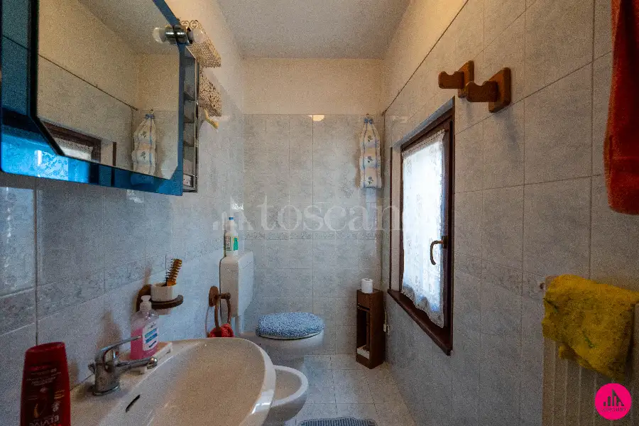 Casa Indipendente in vendita di 360 mq a €320.000 (rif. 128/2026)