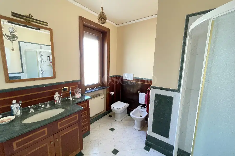 Villa in vendita di 500 mq a €1.500.000 (rif. 45/2025)