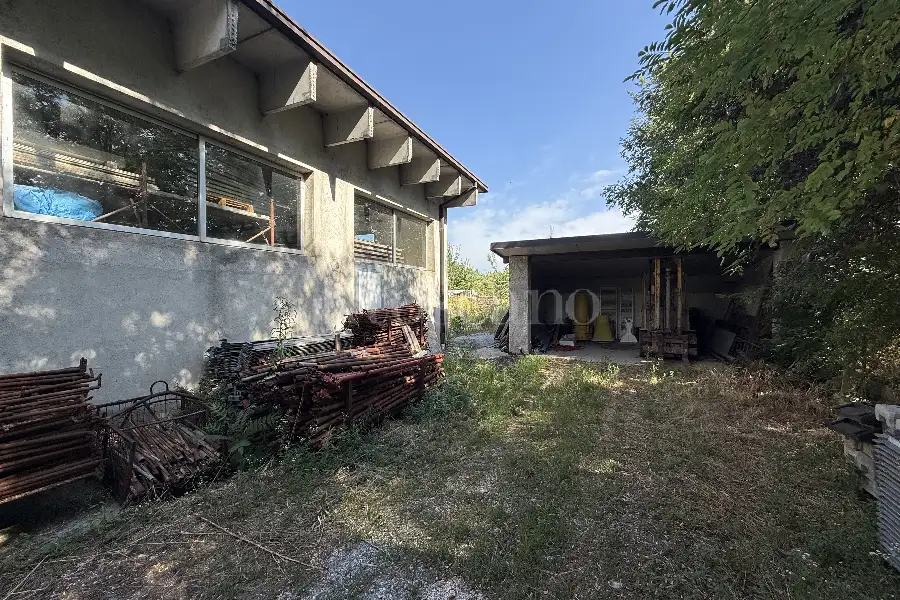 Laboratorio in vendita di 200 mq a €165.000 (rif. 29/2026)