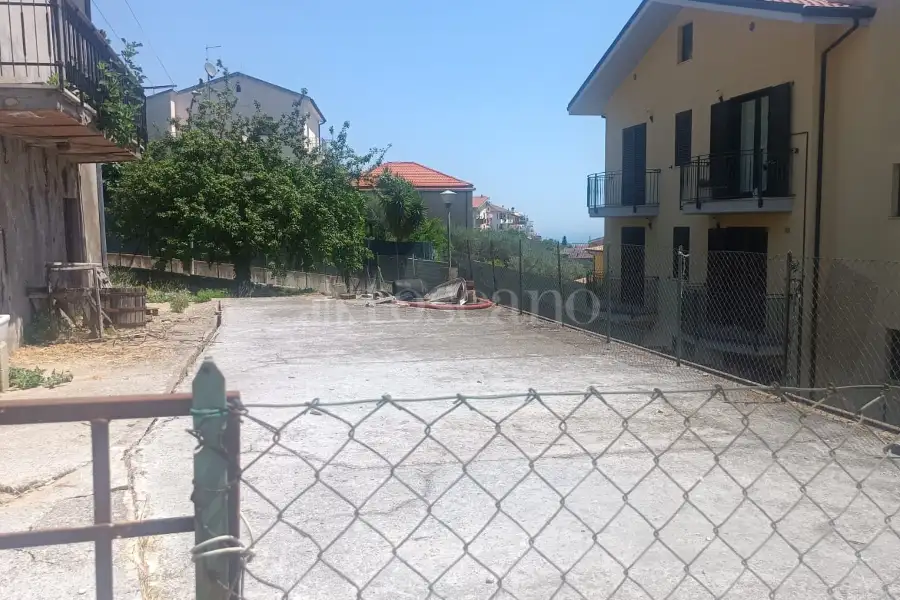 Edificabile Residenziali in vendita di 845 mq a €78.000 (rif. 27/2025)