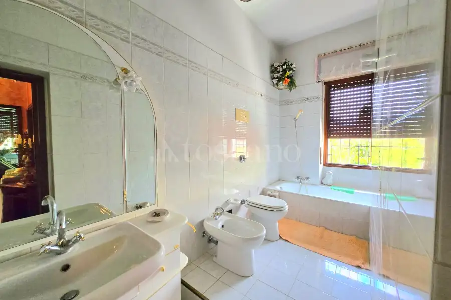 Villa Bifamiliare in vendita di 200 mq a €419.000 (rif. 35/2025)