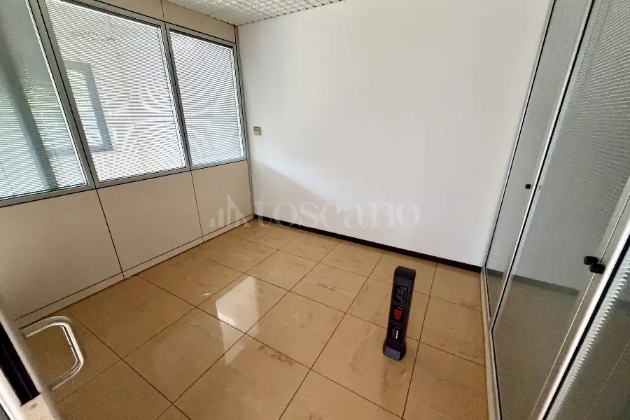 Palazzo in vendita di 365 mq a €650.000 (rif. 21/2026)