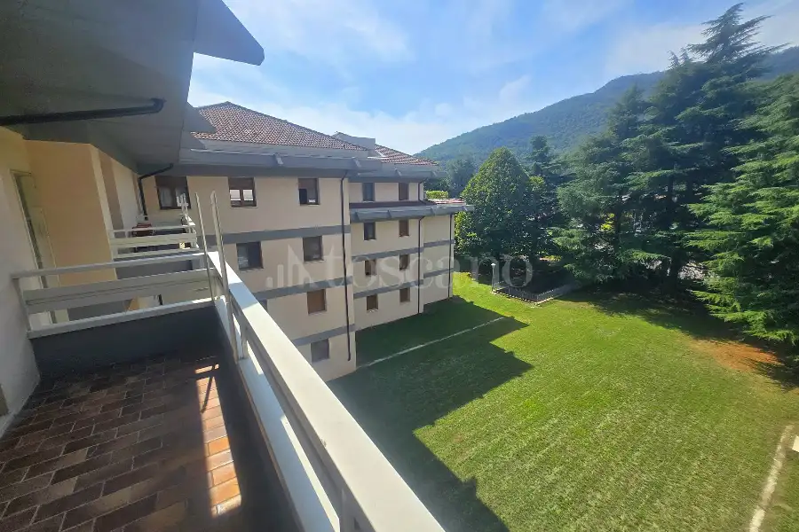 Attico in vendita di 314 mq a €490.000 (rif. 69/2026)