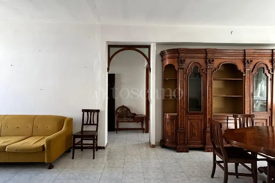 Casa Indipendente in vendita di 260 mq a €240.000 (rif. 120/2026)