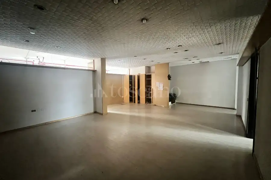Negozio in vendita di 158 mq a €129.000 (rif. 5/2026)