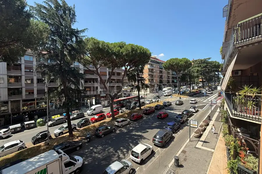 Casa in affitto di 170 mq a €2.500 (rif. 48/2026)