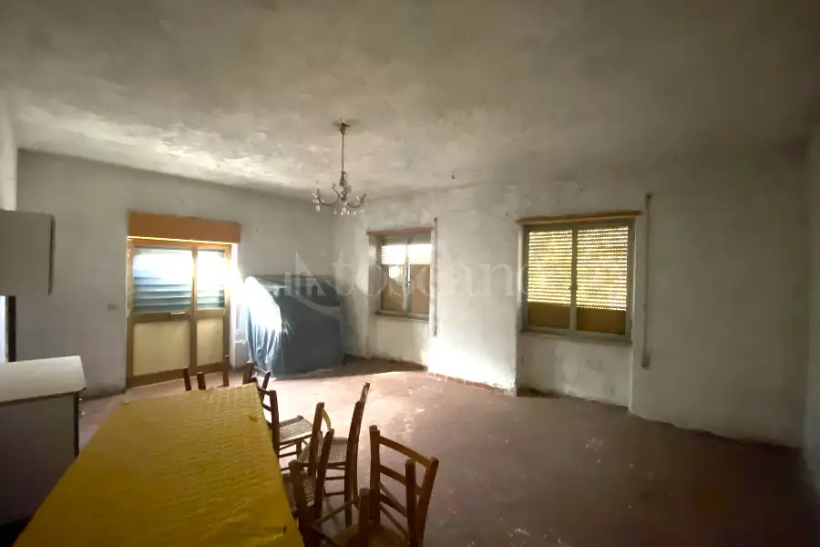Casa in vendita di 160 mq a €39.000 (rif. 28/2026)