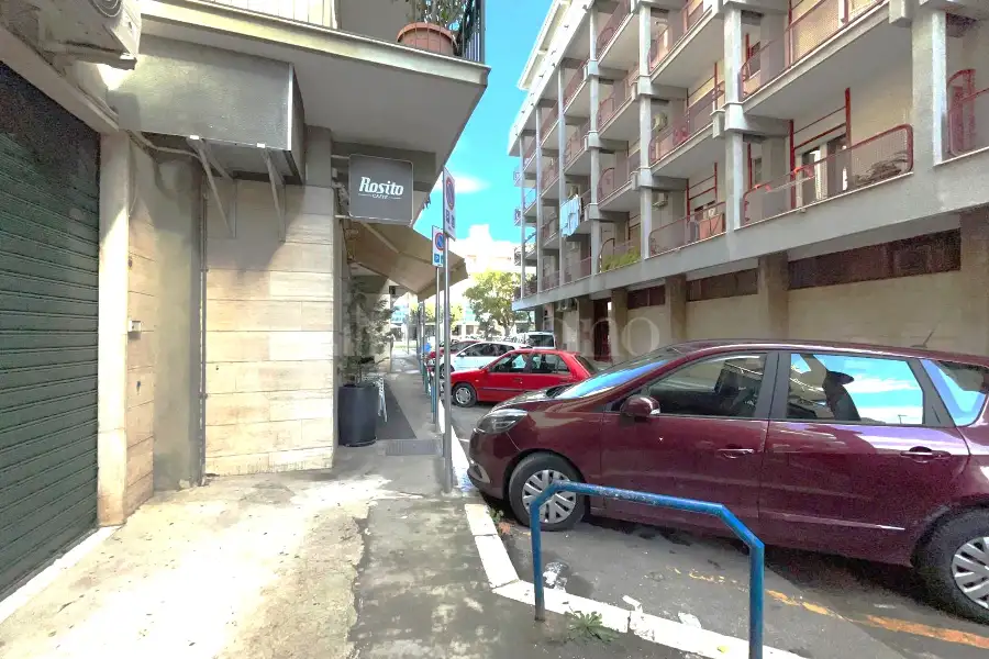 Negozio in affitto di 90 mq a €680 (rif. 56/2025)