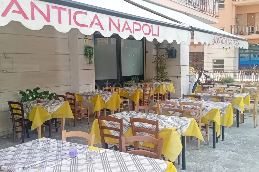 Attività Commerciale in vendita di 90 mq a €65.000 (rif. 80/2026)