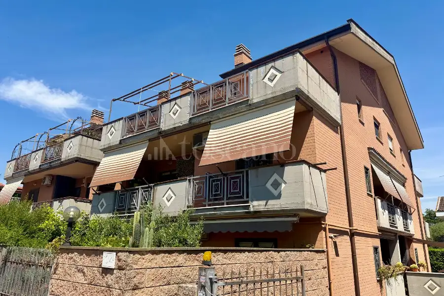 Attico in vendita di 131 mq a €449.000 (rif. 32/2026)