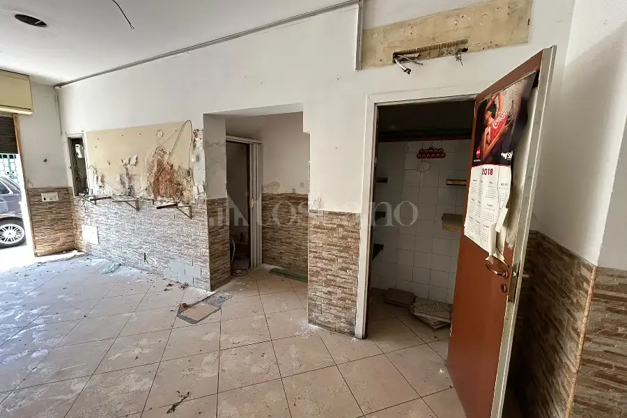 Negozio in vendita di 56 mq a €49.000 (rif. 22/2026)