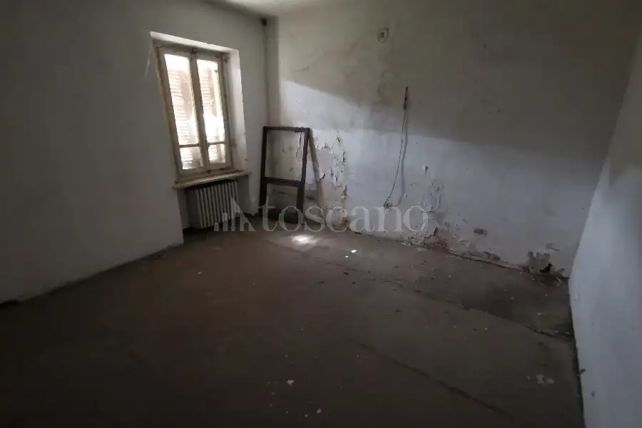 Casa Indipendente in vendita di 160 mq a €25.000 (rif. 3/2026)