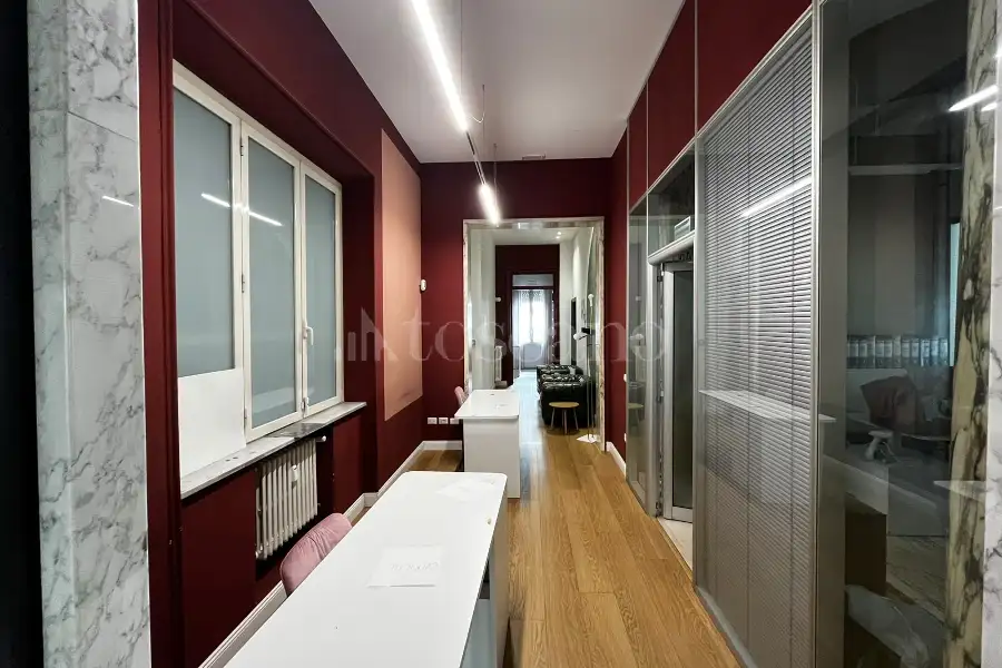 Ufficio in vendita di 314 mq a €1.950.000 (rif. 43/2026)