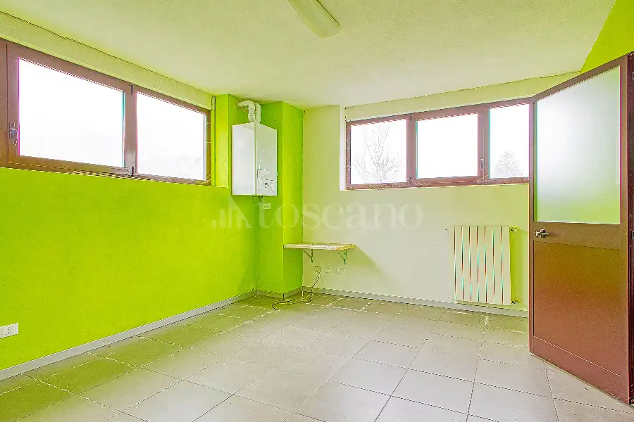 Capannone in vendita di 560 mq a €780.000 (rif. 46/2026)