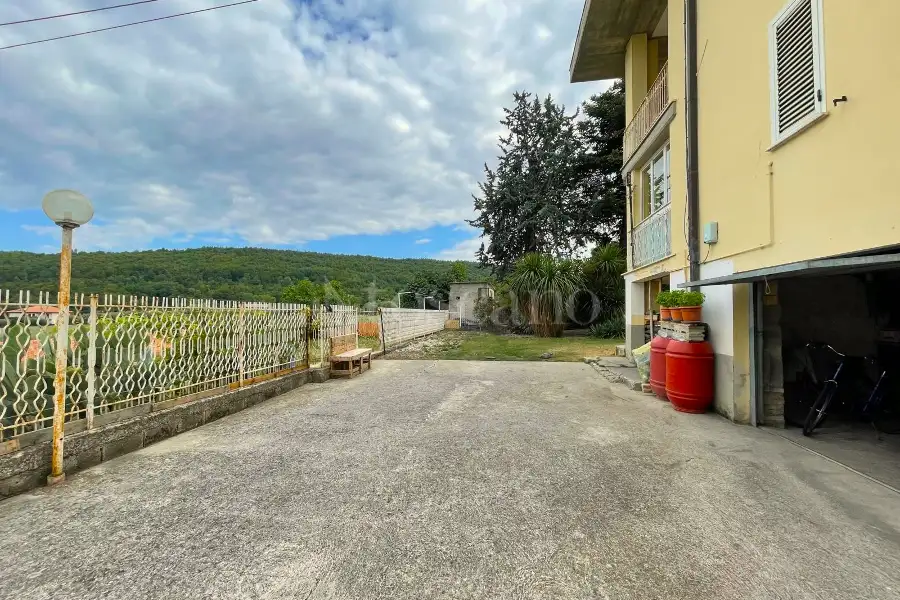 Villa Bifamiliare in vendita di 200 mq a €180.000 (rif. 45/2025)