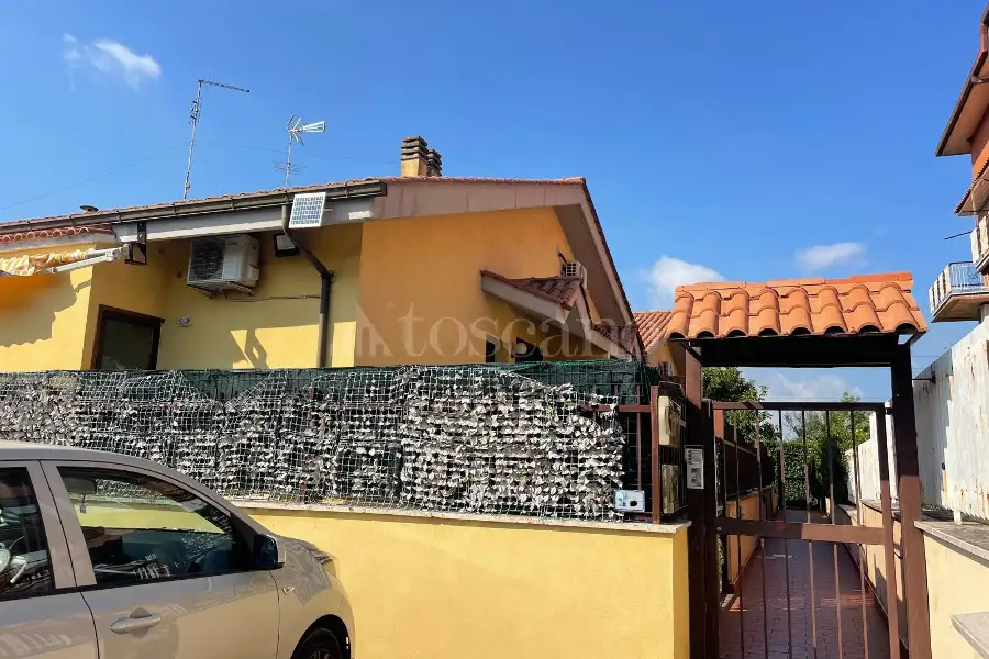 Villa Plurifamiliare in vendita di 120 mq a €349.000 (rif. 41/2026)