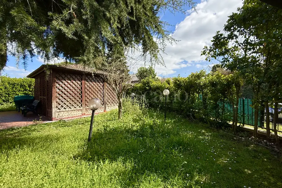 Villa Plurifamiliare in vendita di 100 mq a €269.000 (rif. 12/2026)