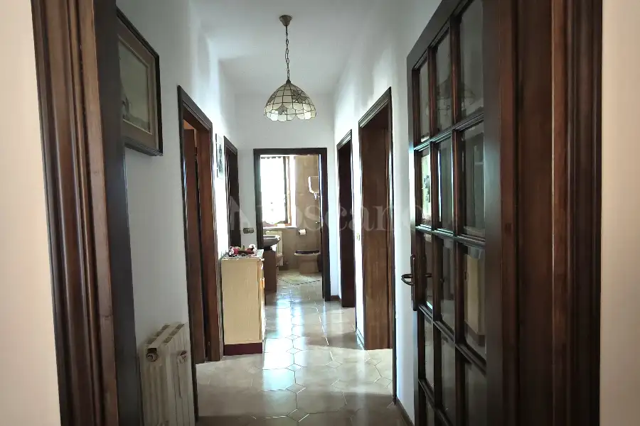 Casa Indipendente in vendita di 220 mq a €339.000 (rif. 7/2025)