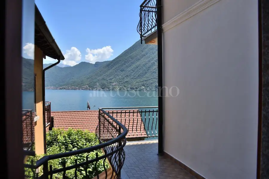 Casa Indipendente in vendita di 150 mq a €750.000 (rif. 14/2026)