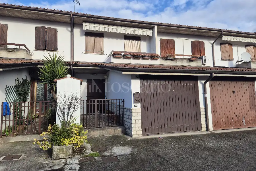 Villino a Schiera in vendita di 160 mq a €325.000 (rif. 4/2026)