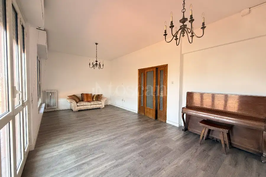 Casa in affitto di 143 mq a €1.300 (rif. 10/2026)