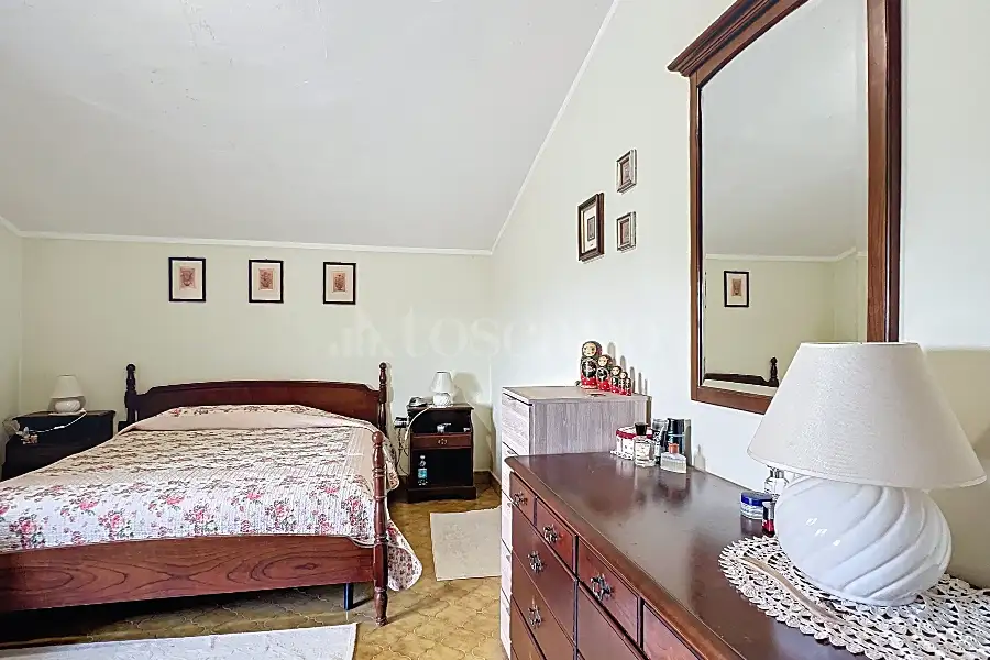 Casa Indipendente in vendita di 300 mq a €280.000 (rif. 85/2025)