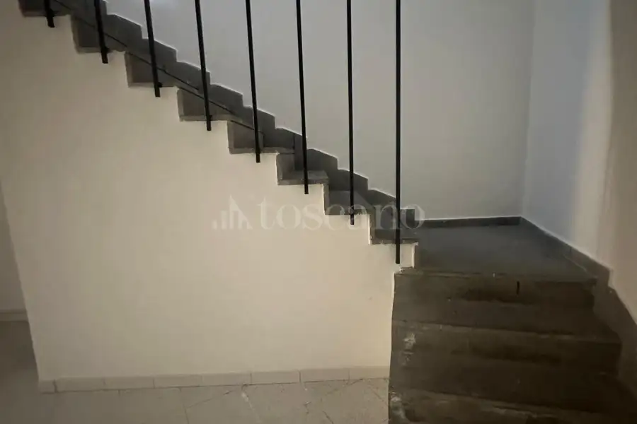 Negozio in affitto di 120 mq a €700 (rif. 109/2025)