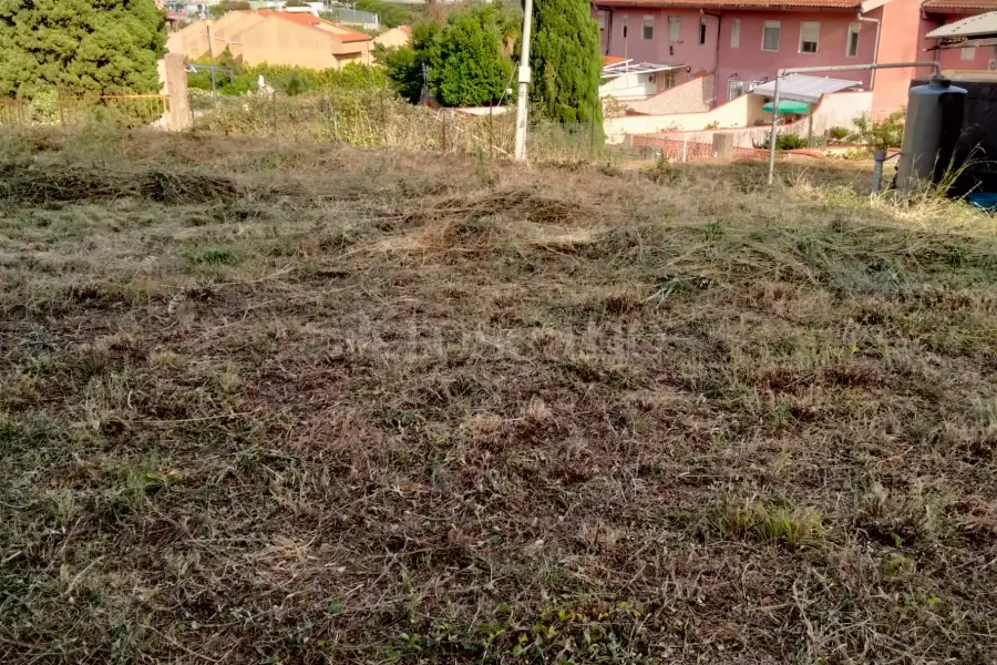 Agricolo in vendita di 820 mq a €18.000 (rif. 31/2026)