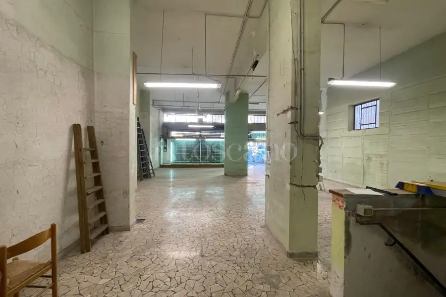 Negozio in affitto di 211 mq a €3.000 (rif. 29/2026)
