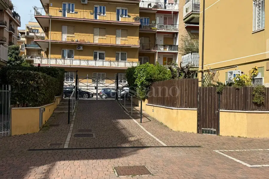 Box in vendita di 15 mq a €49.000 (rif. 23/2026)