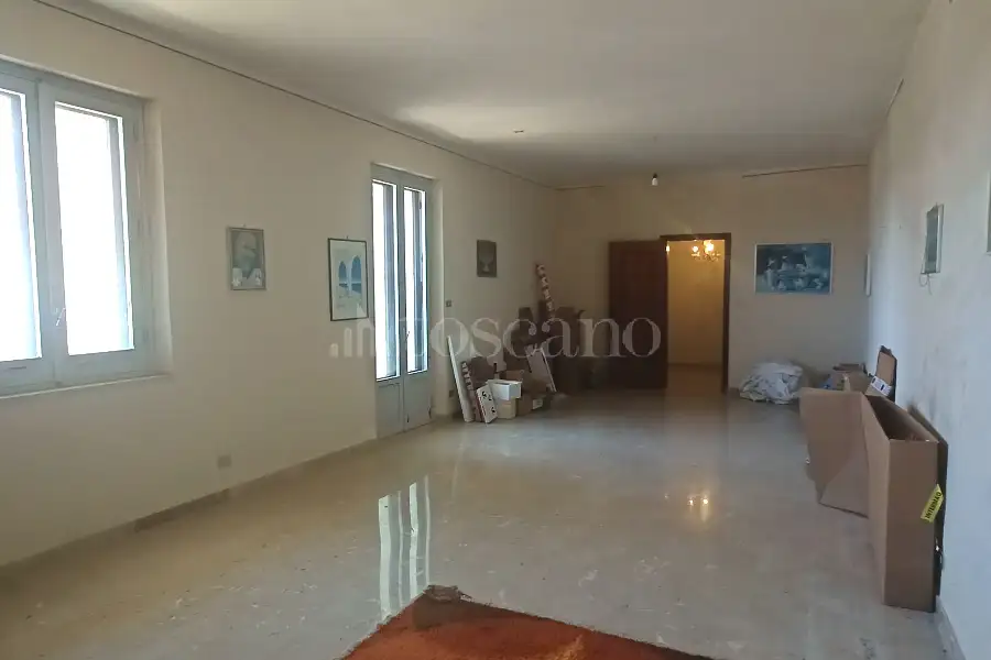 Casa Indipendente in vendita di 458 mq a €185.000 (rif. 39/2026)