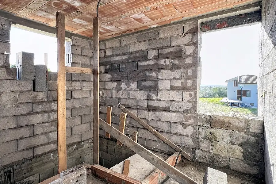 Casa Indipendente in vendita di 130 mq a €130.000 (rif. 21/2026)