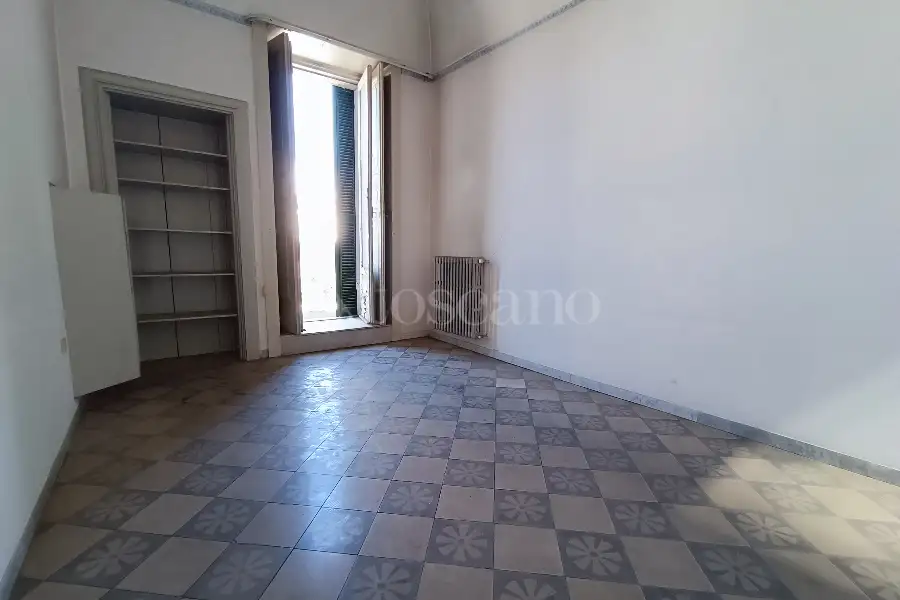 Palazzo in vendita di 270 mq a €650.000 (rif. 19/2024)