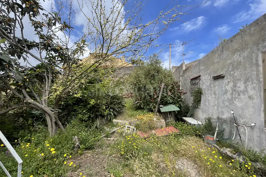 Casa Indipendente in vendita di 123 mq a €80.000 (rif. 8/2025)