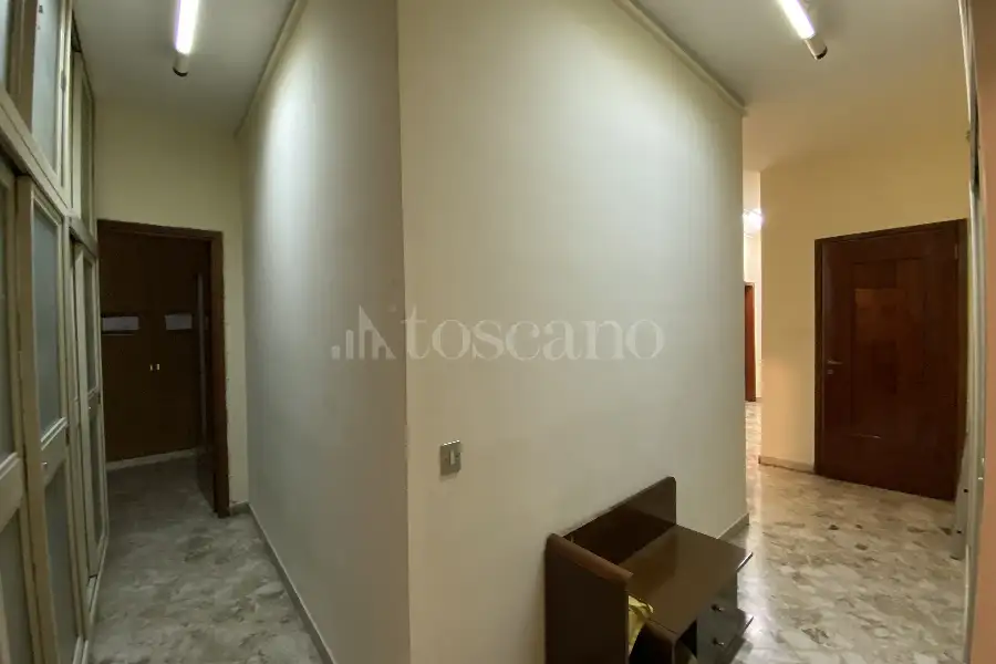 Ufficio in vendita di 135 mq a €400.000 (rif. 62/2026)