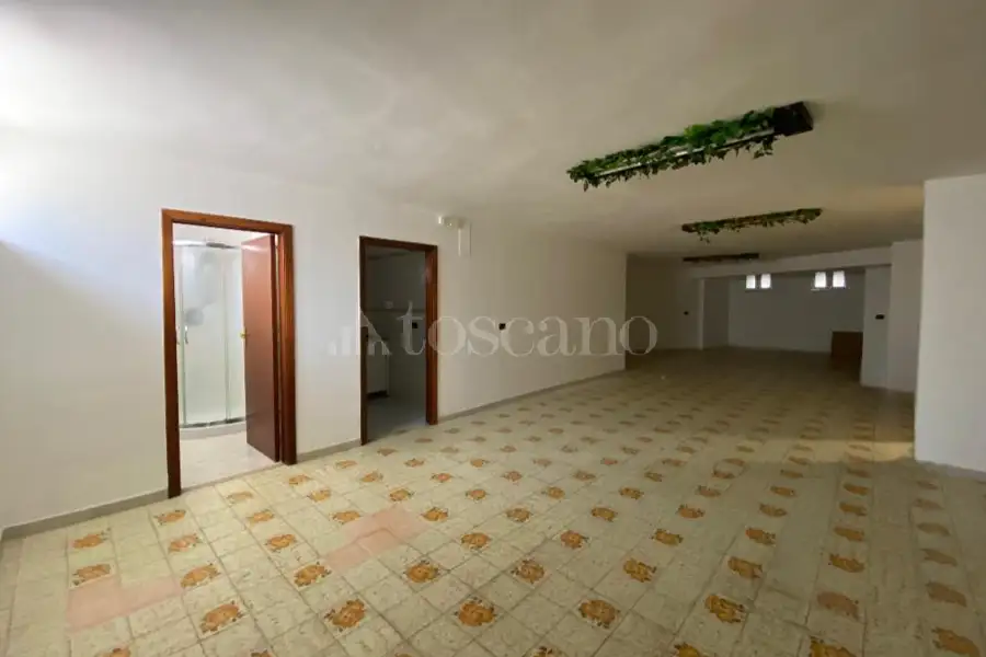 Villa in vendita di 260 mq a €330.000 (rif. 42/2026)